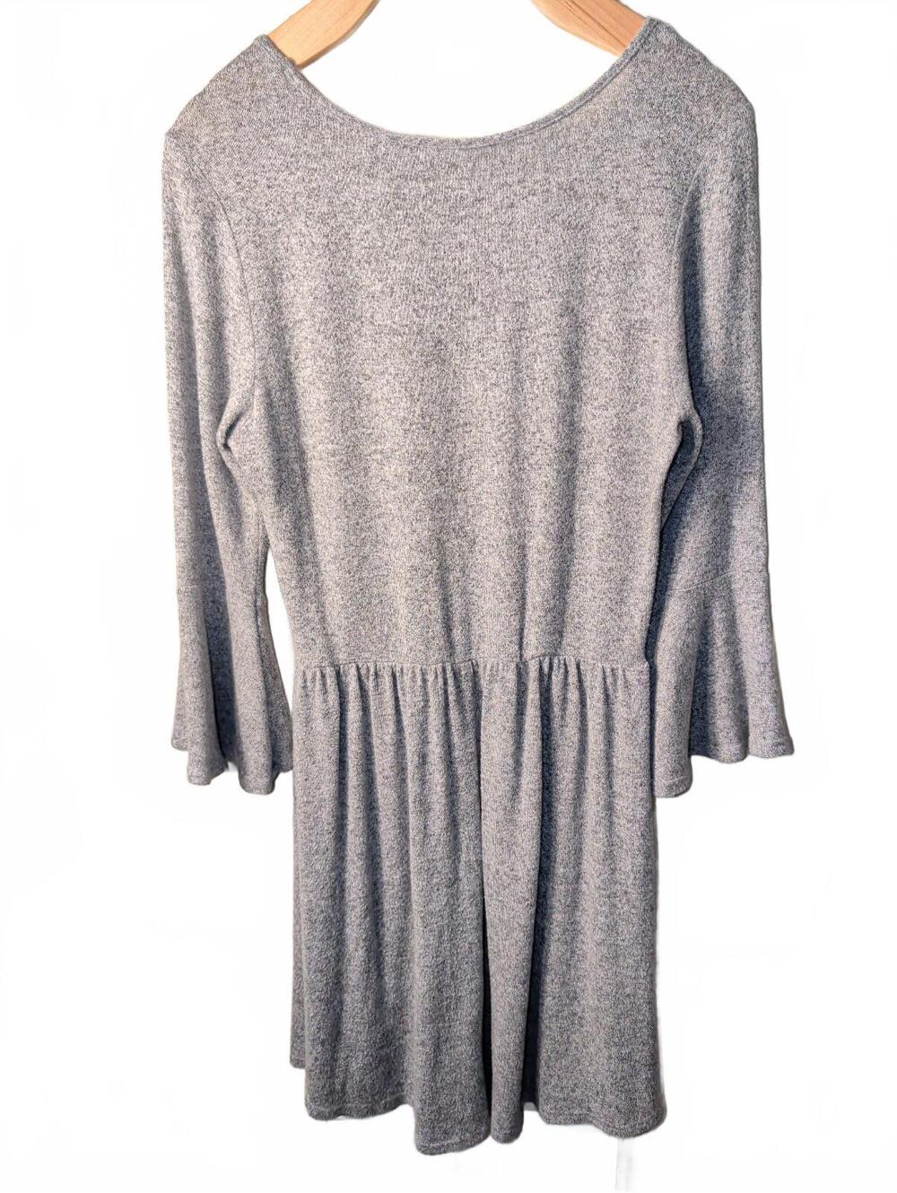 Alya Button Front Knit Dress Flared Sleeves Womens Size Large Gray USA Made - Picture 7 of 8